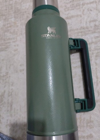 yeşil stanley termos - Görsel 3