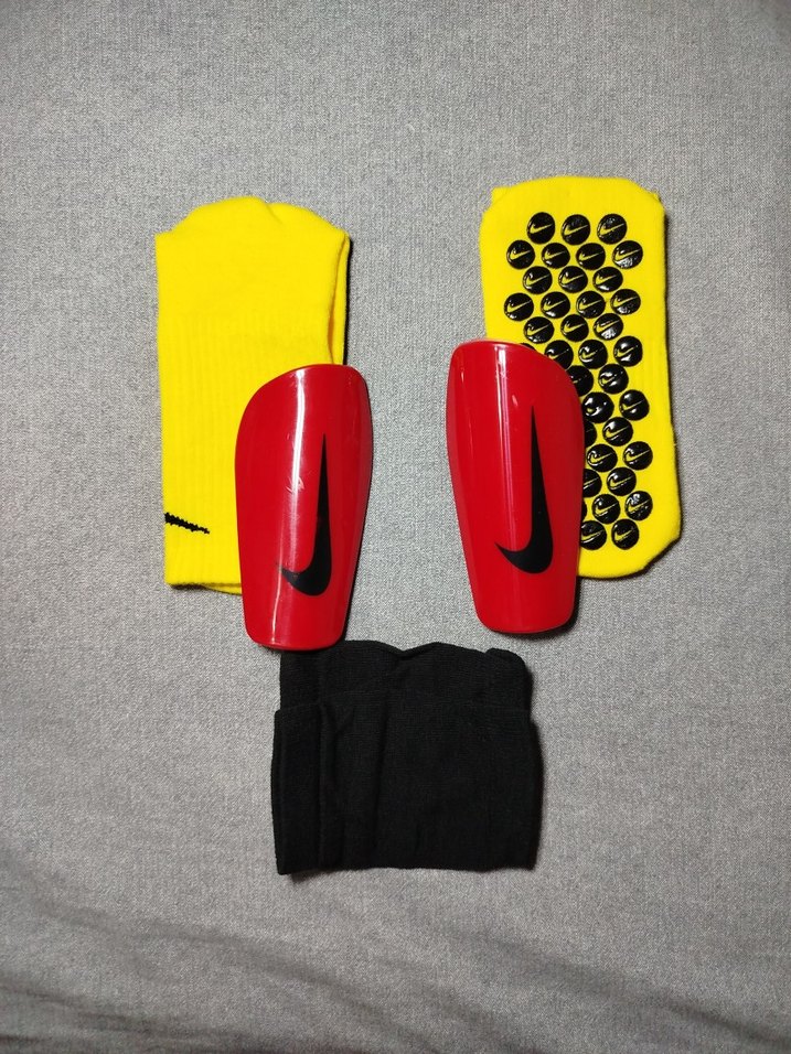 Sarı Kısa  kaymaz Çorap ve çoraplı tekmelik Kaval Koruyucu Seti - Görsel 5