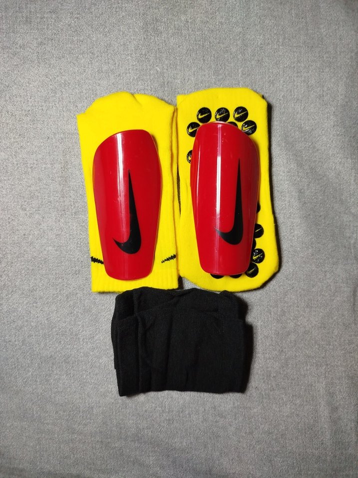 Sarı Kısa  kaymaz Çorap ve çoraplı tekmelik Kaval Koruyucu Seti - Görsel 3