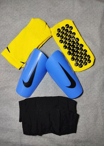 Fenerbahçe taraftar paketi  kaymaz çorap ve çoraplı tekmelik - Görsel 2