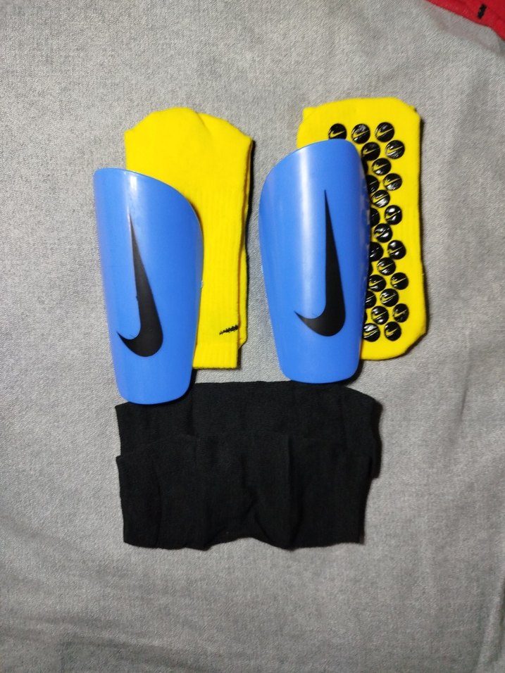 Fenerbahçe taraftar paketi  kaymaz çorap ve çoraplı tekmelik - Görsel 3