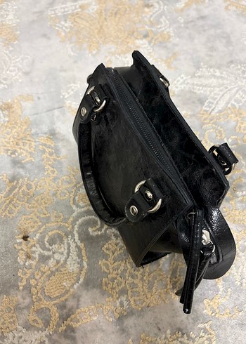 Siyah Deri Yılan Desenli Tokalı Kadın Çanta - Görsel 2