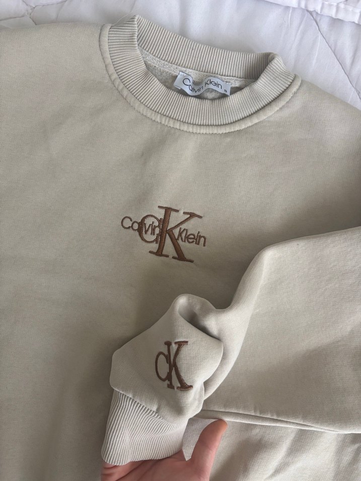 Calvin klein Bej Kadın Sweatshirt Uzun Kollu Rahat Kesim - Görsel 3