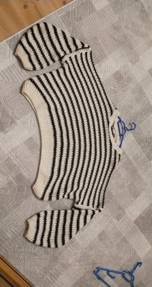 Gri Çizgili Örgü Kadın Kazak - Görsel 2