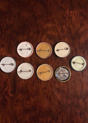 25-30 senelik nostaljik rozetler - Görsel 5