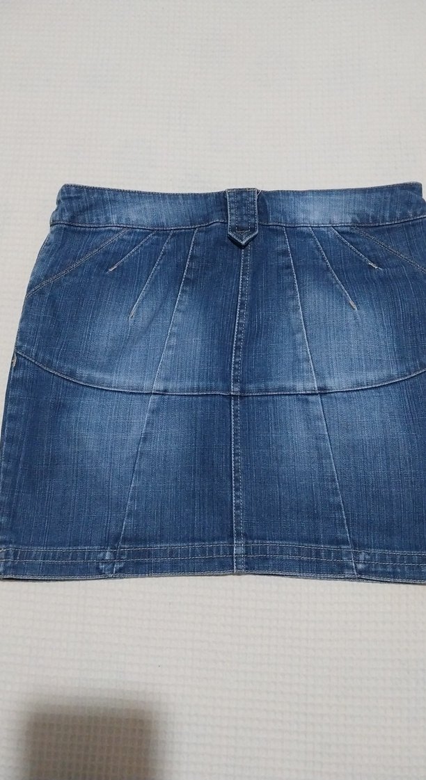 Boncuk Detaylı Nakışlı Mavi Kot Mini Etek - Görsel 3