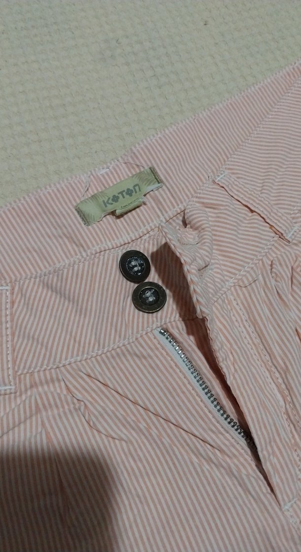 Kadın Turuncu Çizgili Düğmeli Mini Şort - Görsel 2