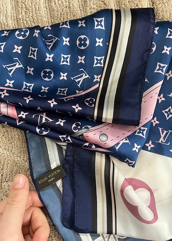 Bohem Stil Mavi Kadın Şal - Görsel 2