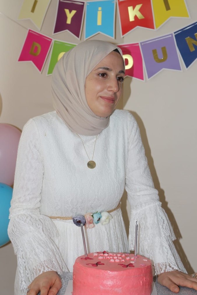 Dantel Detaylı Beyaz Bohem Midi Tesettür Elbise - Görsel 2