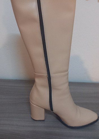 Krem Kadın Diz Boyu Topuklu Çizme - Görsel 2