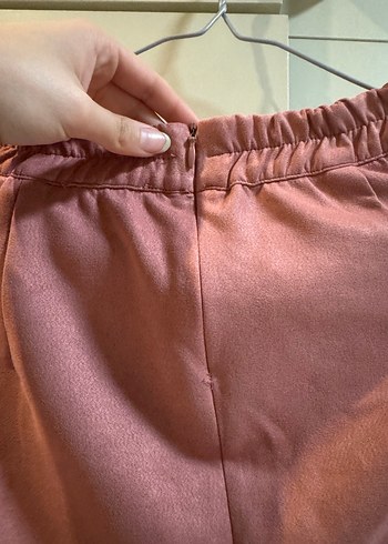 Pembe Süet Kemerli Mini Etek - Görsel 4