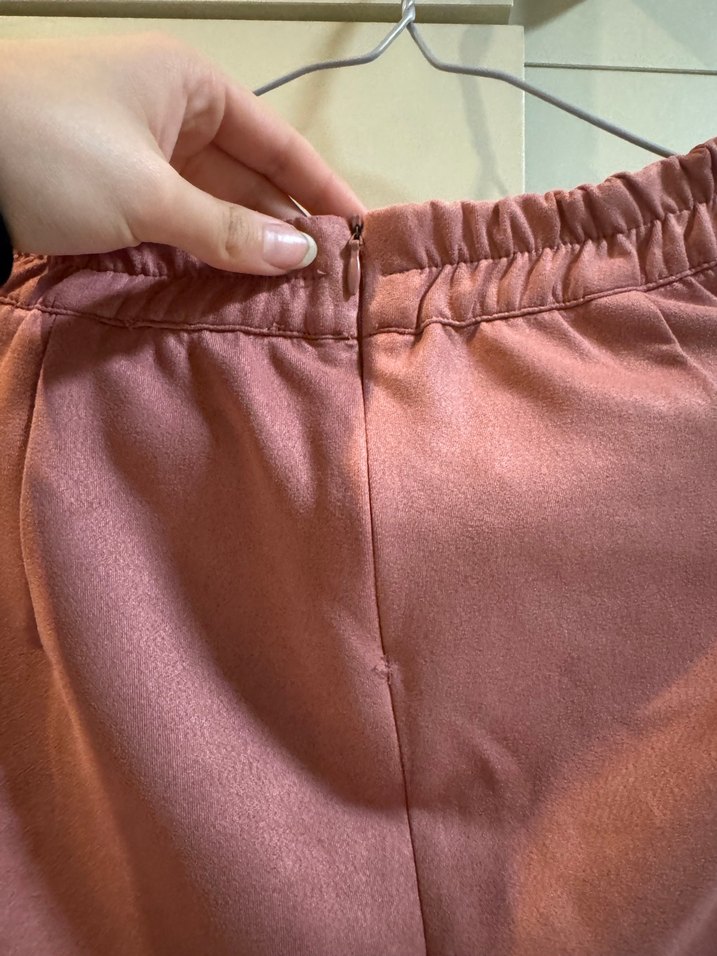 Pembe Süet Kemerli Mini Etek - Görsel 4