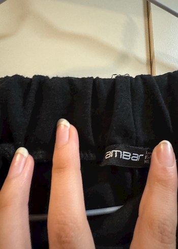 Siyah Kışlık Düğme Detaylı Şort Etek - Görsel 4