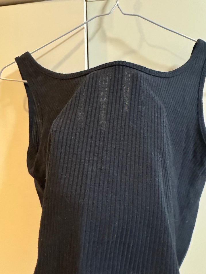 Siyah Kolsuz Keten Crop Top - Görsel 2