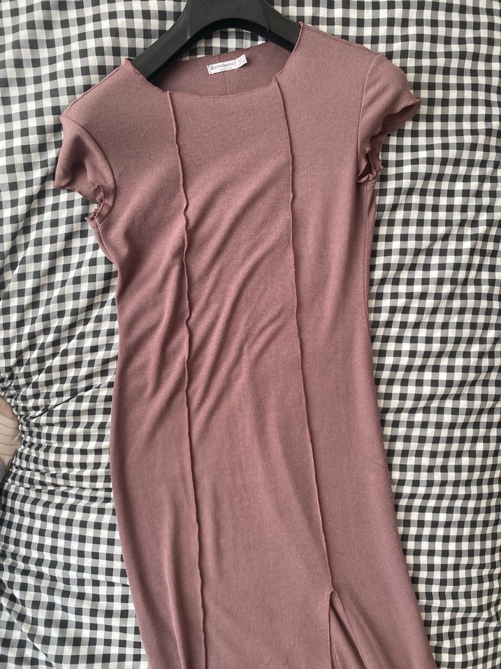 Stradivarius uzun yırtmaçlı elbise - Görsel 3