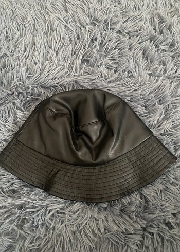 Siyah deri şapka - Görsel 2