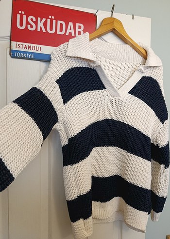V Yaka Çizgili Örgü Kadın Kazak - Görsel 2