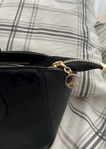 Klasik Siyah Deri Kadın Çanta - Görsel 3