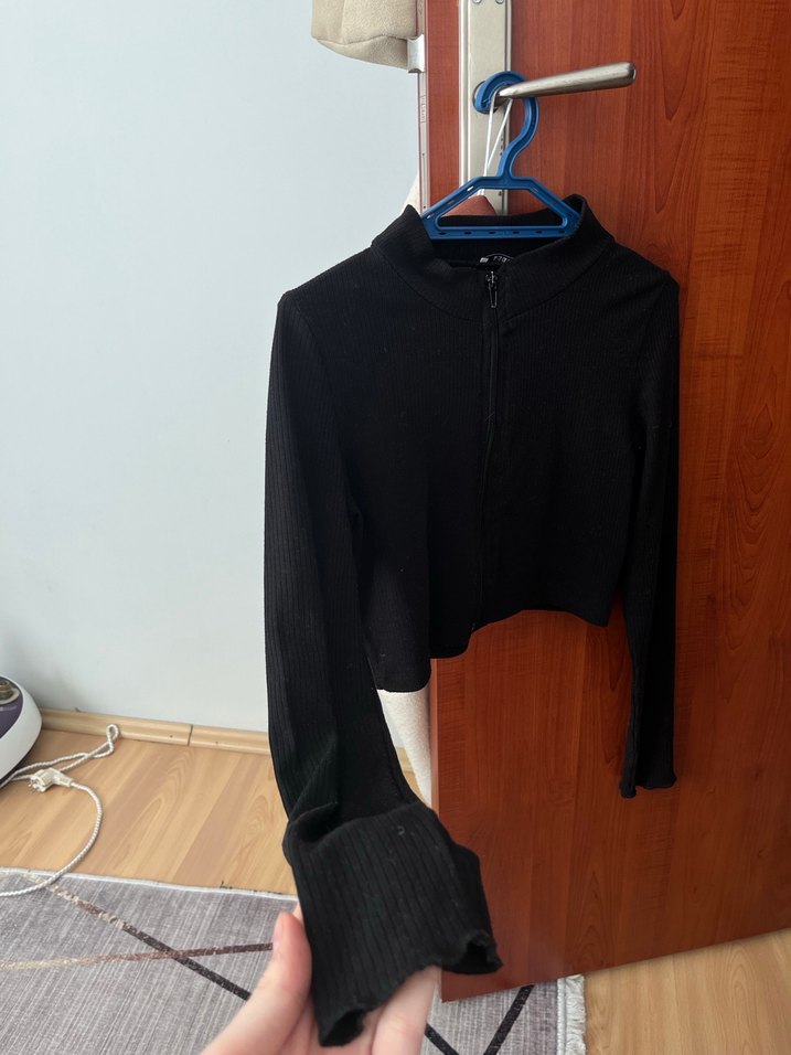 Fermuarlı Siyah Mini Yüksek Yakalı Kadın Kazak - Görsel 2