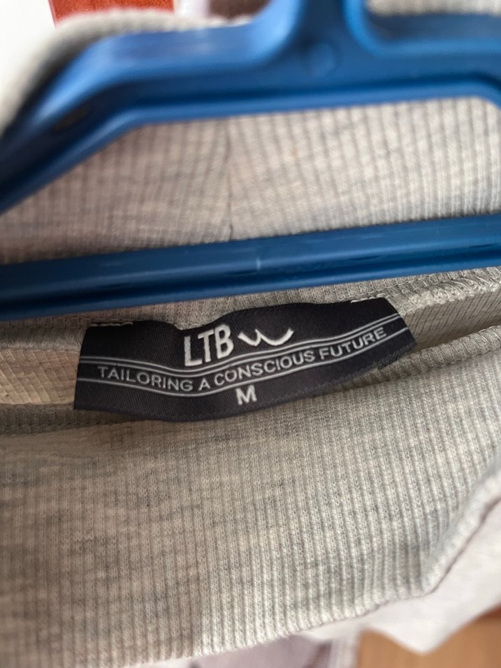 LTB Gri Yüksek Yakalı Kadın Triko - Görsel 2