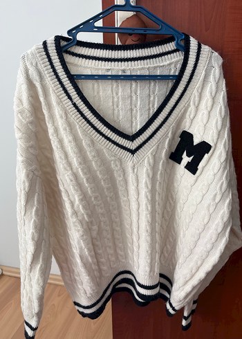 V Yaka Beyaz Örgü Kadın Kazak - Görsel 2