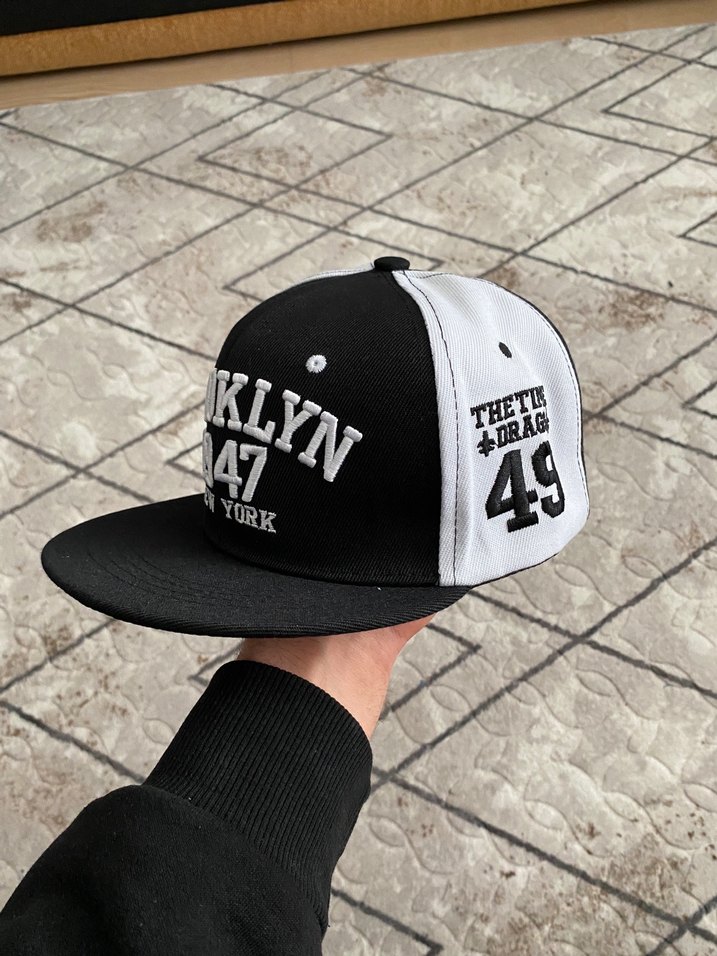 Siyah Brooklyn Nakışlı Şapka - Görsel 2