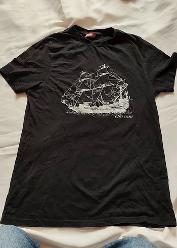 Siyah Baskılı Tişörtü - Görsel 4