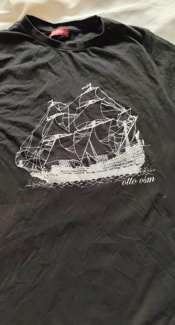 Siyah Baskılı Tişörtü - Görsel 3