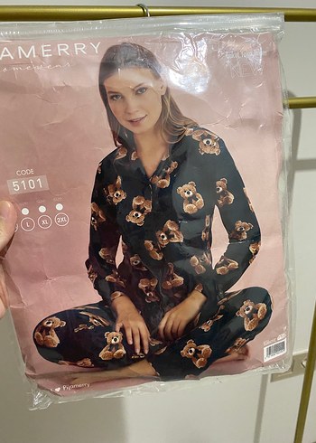 Ayı Desenli Yeşil Kadın Pijama Takımı - Görsel 4