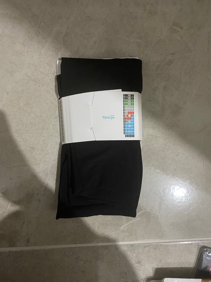 Kadın Siyah Baskılı Tayt - Görsel 2