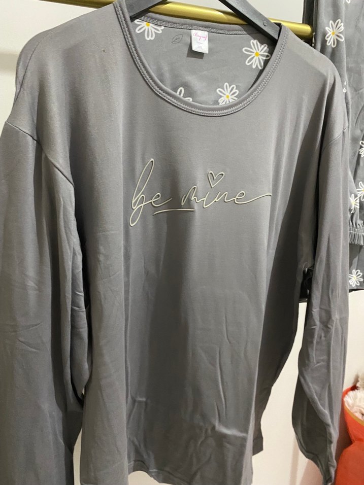 Gri Çiçekli Uzun Kollu Kadın Pijama Takımı - Görsel 3