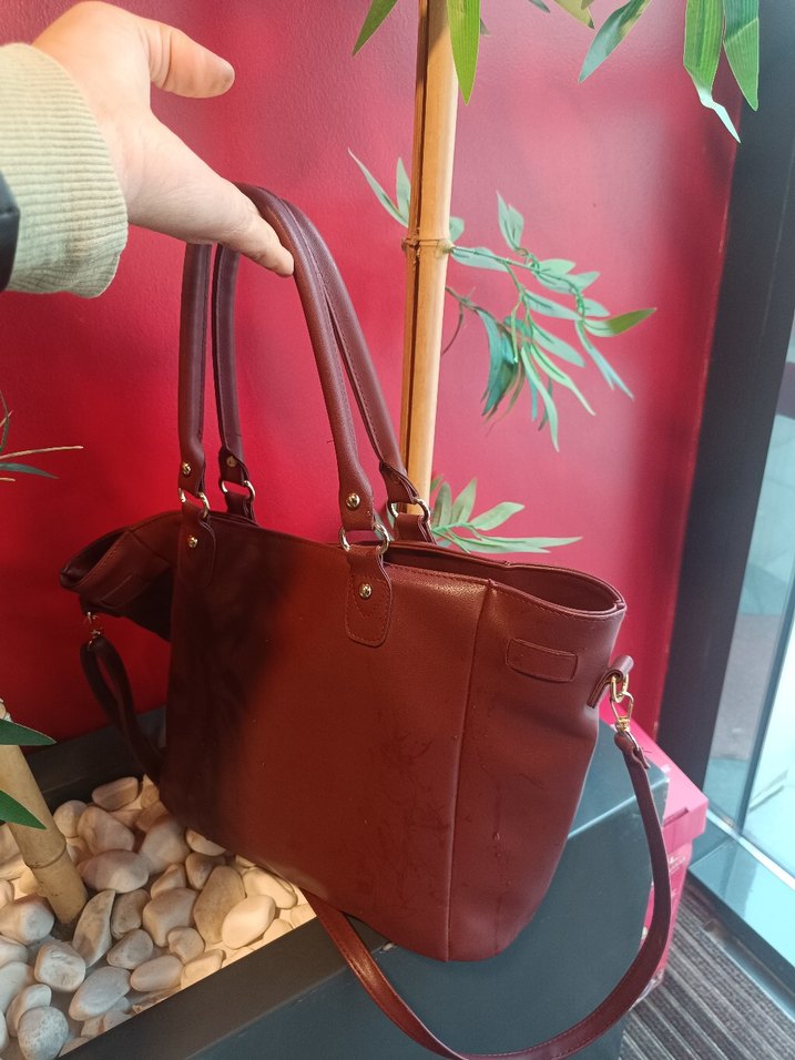 Bordo Deri Kadın Omuz Çantası - Görsel 4