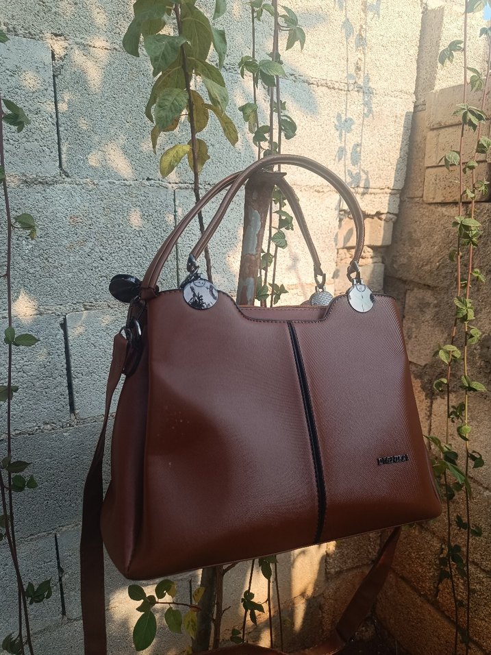 Kahverengi Deri Tokalı Kadın Çanta - Görsel 4