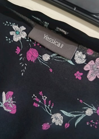 Çiçek Desenli Straplez Uzun Kollu Bluz - Görsel 9