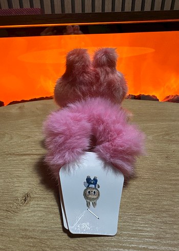 Pembe Peluş LABUBU toka - Görsel 2