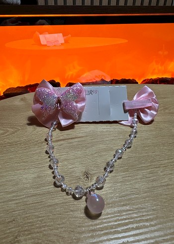 Pembe Fiyonk Detaylı Çocuk Toka - Görsel 4