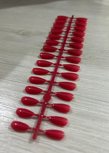 Fuşya Renkli Takma Tırnak Seti - Görsel 3