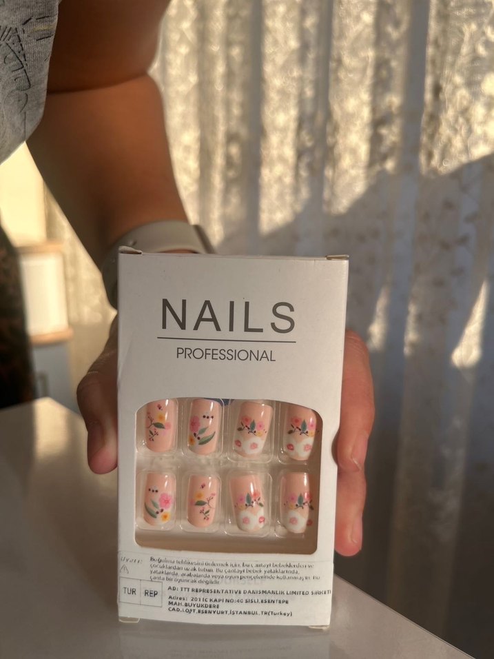 24lü Takma Tırnak Seti - Görsel 3