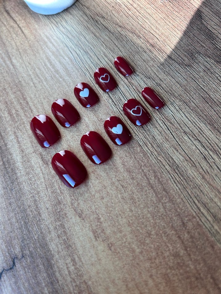 Bordo Kalp Desenli Takma Tırnak Seti - Görsel 3