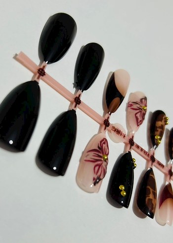 12li Takma Tırnak Seti - Görsel 3