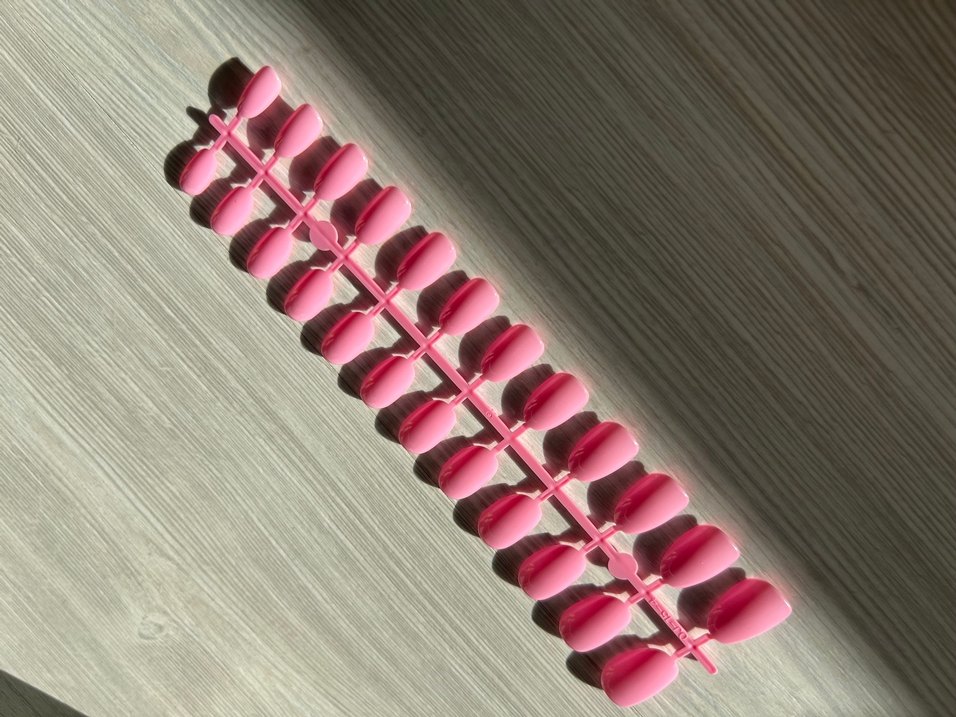 Pembe Renkli Takma Tırnak Seti - Görsel 3