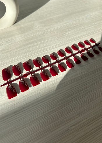 Koyu Kırmızı Takma Tırnak Seti - Görsel 2