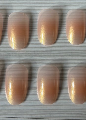 Parlak Bej Takma Tırnak Seti - Görsel 2