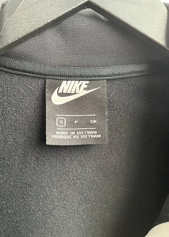 Nike Nike Siyah Fermuarlı Kadın Ceket