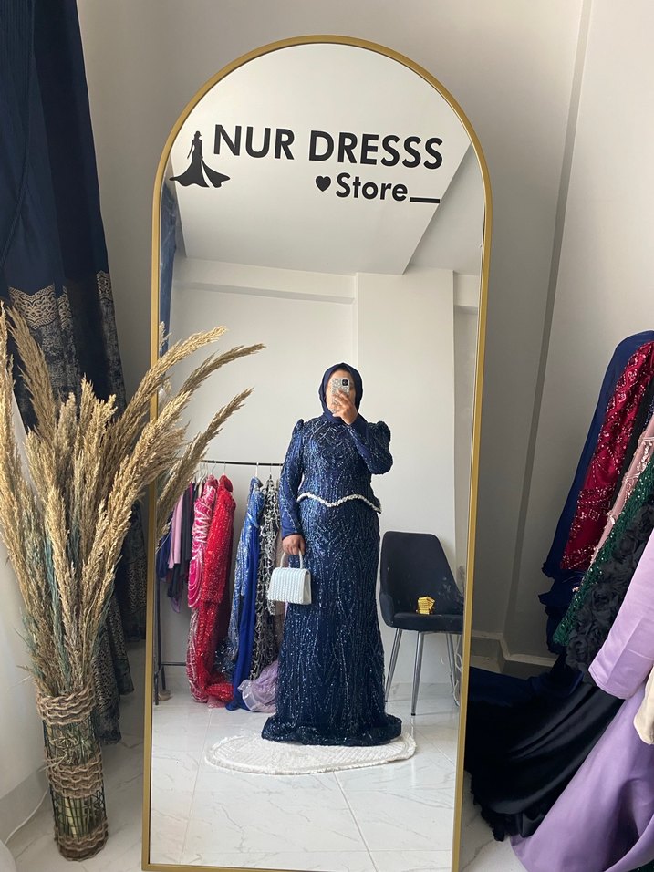 Boncuk İşlemeli Lacivert Uzun Abiye Elbise - Görsel 3