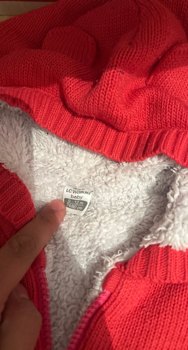 Kapüşonlu Kırmızı Örgü Kız Bebek Tulumu - Görsel 3