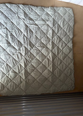 Gri Dikişli Yatak Örtüsü yorgan - Görsel 2