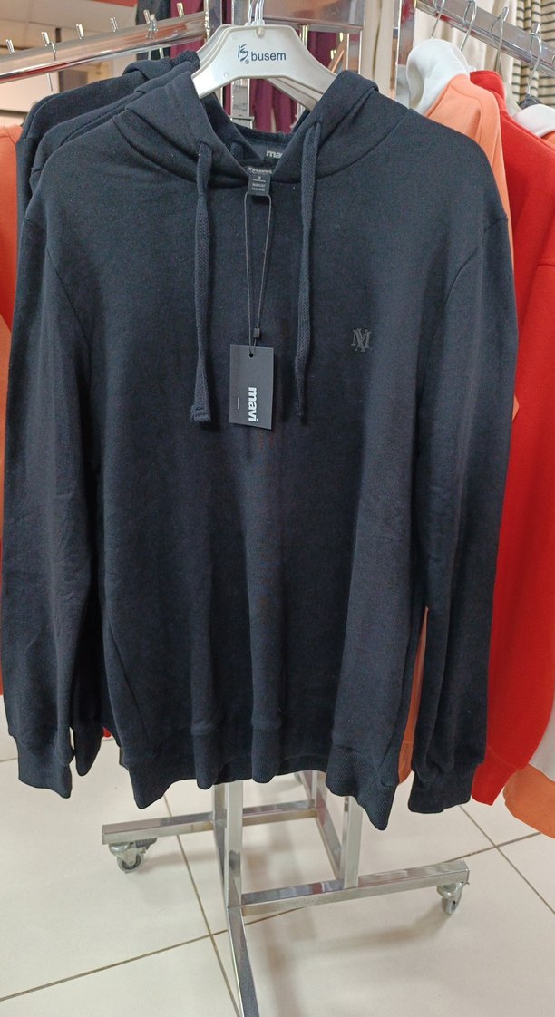 Erkek Siyah Kapüşonlu Sweatshirt - Görsel 2