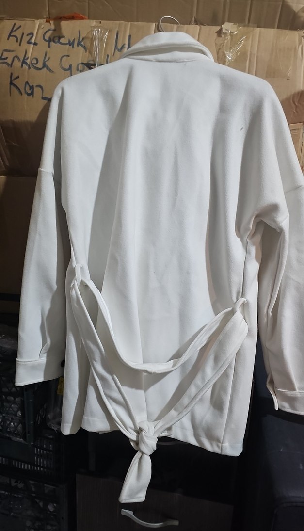 Düğmeli Beyaz Midi Kadın Gömlek - Görsel 3