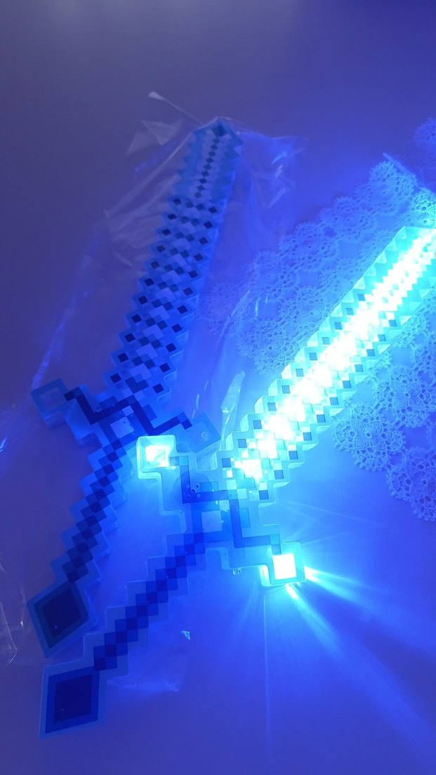 Işıklı sesli kılıç - Görsel 2